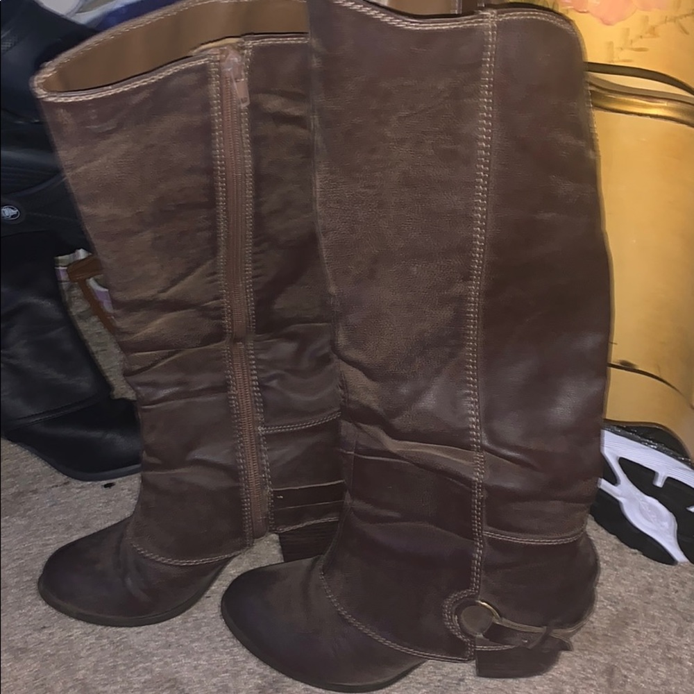 just below the knee heels